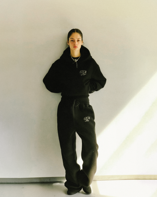 GNF STAR JOGGERS - BLACK